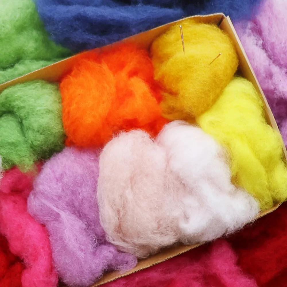 Вовна для валяння Італія Maori (DHG), Смарагдовий, кардочес – купити | Candy Yarn