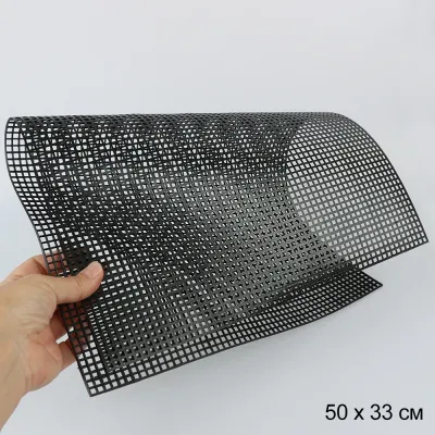 Пластиковая канва, черная, 50*33см, ячейка 4мм