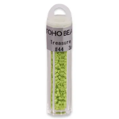 Бісер японський Toho Treasure 11/0, 3 г, TT-11-44, циліндричний, натуральний непрозорий, салатовий