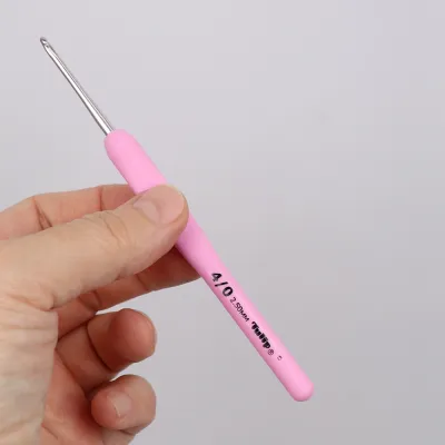 Гачок Tulip Etimo Rose з м'якою ручкою №4, 2.50mm-14см