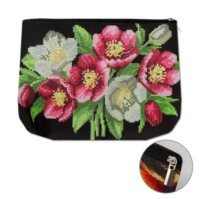 Косметичка для вишивання бісером "Квіти", чорна, КОС 210ч, 25*18*4см ЮМА