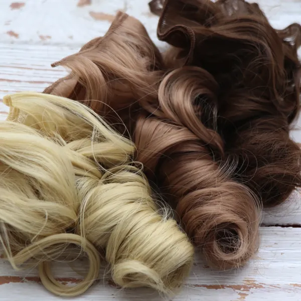 Волосы локоны-трес, светлый каштан (№T1429), 15см*100см – купить | Candy Yarn