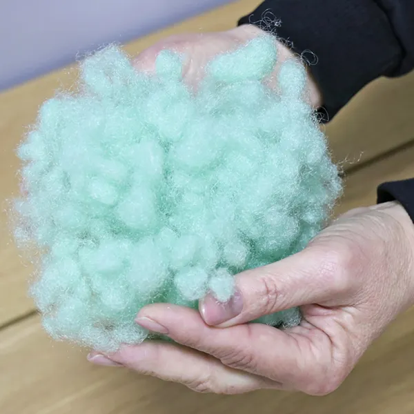Наповнювач холофайбер для іграшок та подушок, XL Зелений 5 кг – купити | Candy Yarn