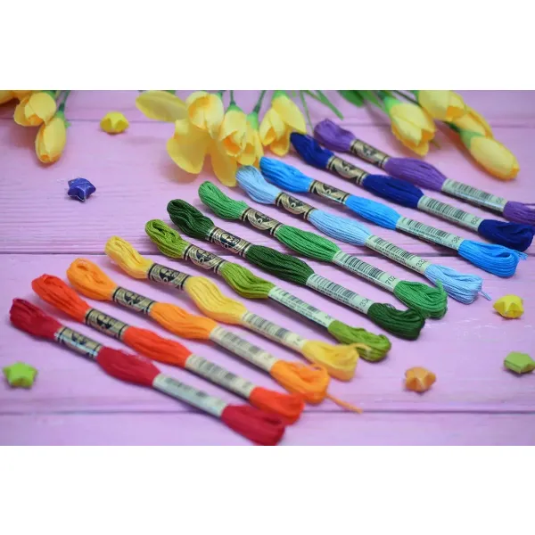 Нитка Мулине DMC, 117 №701 Рождественский светло-зеленый – купить | Candy Yarn