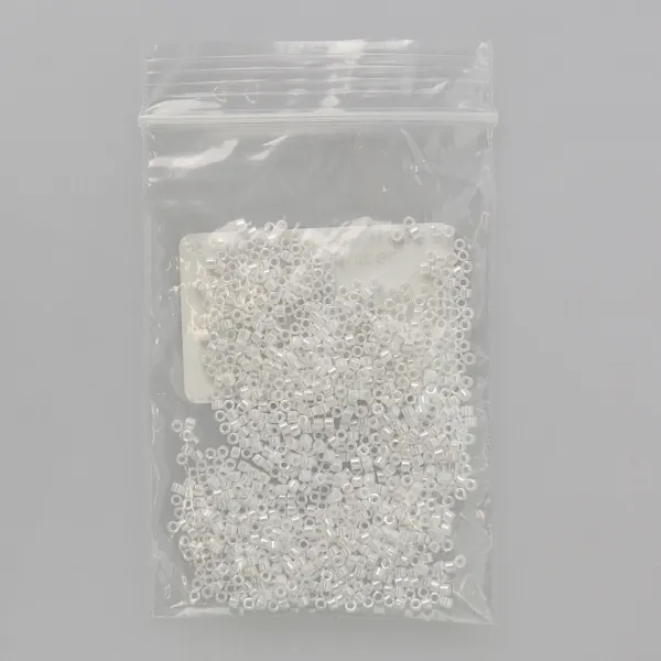 Бісер Miyuki Delica Beads 11/0, 5г, DB-201, перлиновий білий – купити | Candy Yarn