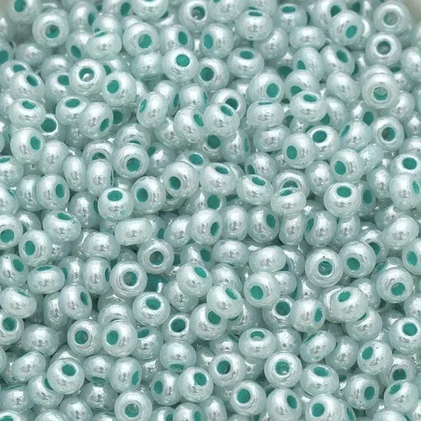 Бисер чешский Preciosa10, 5 г, 37358, алебастр, бирюзовый – купить | Candy Yarn